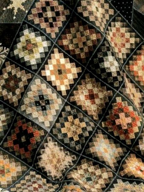 Old Time Quilt Patterns, Dark Academia Quilt, Quilt Color Schemes, Brown Quilts, Monochromatic Quilt, Brown Quilt, Halloween Fabric Crafts, Granny Square Quilt, Rustic Quilts