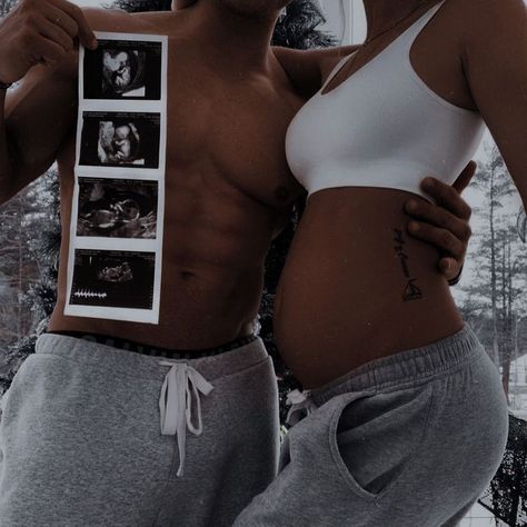 Imagines about hockey players that I find attractive! Let me know if … #fanfiction #Fanfiction #amreading #books #wattpad Cute Pregnancy Pictures, Pregnancy Belly Photos, Belly Photos, Baby Announcement Pictures, Couple Pregnancy Photoshoot, Future Mommy, Mang Thai, Maternity Photography Poses, Foto Baby