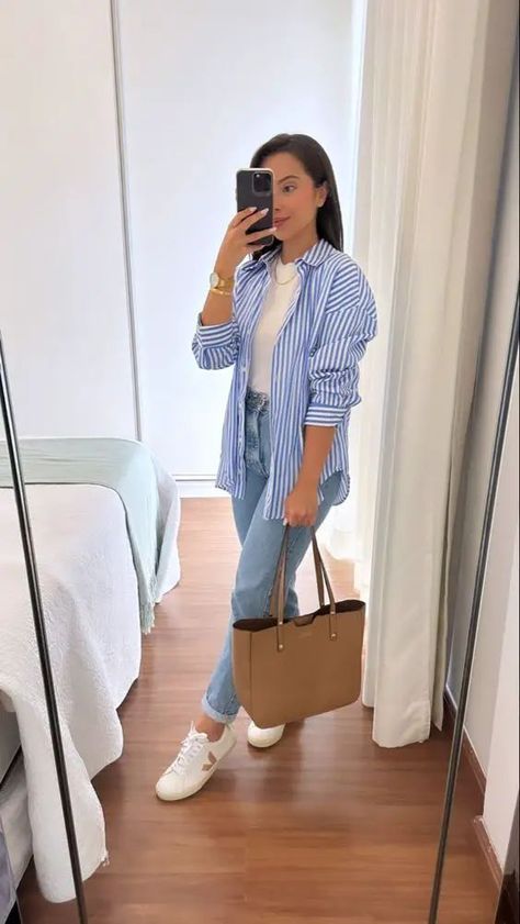 Casual Outfits For The Office, Casual Office Summer Outfits Women, Summer Outfits Office Casual, Outfit Ideas Primavera, Casual Garden Party Outfit, Office Jeans Outfit, Classic Fashion Outfits, Florida Packing, Casual Office Outfits Women