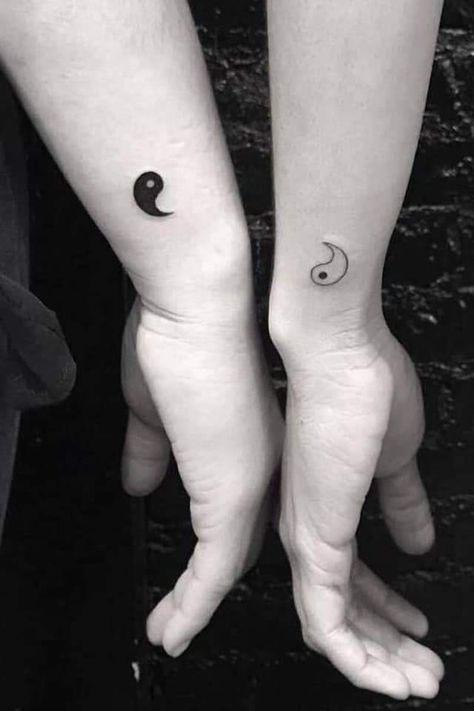 Yin Yang Tattoo Meaning, Ying Yang Nails, Yin Yang Tattoo, Ying Yang Tattoo, Yin Yang Koi, Yang Tattoo, Tattoo Couple, Yin Yang Designs, Yin Yang Tattoos