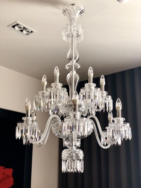 Royal Saint Louis crystal chandeliers. #saladaengone #saintlouiscrystal #chanintrliving #koshome Saint Louis Crystal, Crystal Chandeliers, Saint Louis, Crystal Chandelier, St Louis, Chandeliers, Ceiling, Ceiling Lights, Crystals