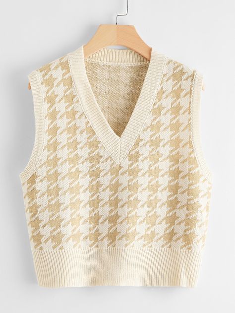 Woollen Tops For Women, Half Sweater Outfits, Half Sweater, Woolen Tops, Crochet Vest Pattern, Sweater Vest Women, Vest Pattern, Crochet Cardigan Pattern, Crochet Vest