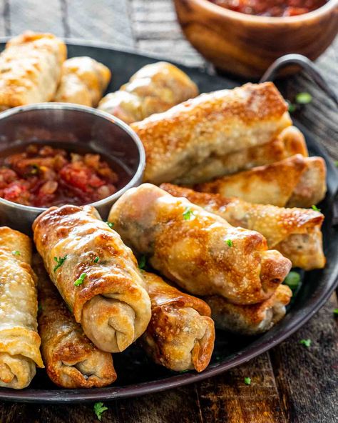 Chicken Egg Rolls Recipe, Egg Rolls Recipe, Chicken Egg Rolls, Jo Cooks, Egg Roll Recipes, Chicken Rolls, Appetizers Easy Finger Food, Finger Foods Easy, Mexican Chicken