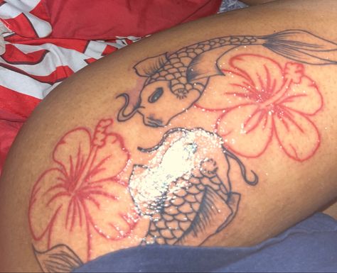 Coi Fish With Cherry Blossom Tattoo, Coi Fish Thigh Tattoos Black Women, Coi Fish Tattoo For Women, Coi Fish Tattoo, Hibiscus Tattoo, Cute Hand Tattoos, Pretty Hand Tattoos, Neck Tattoos Women, Black Girls With Tattoos