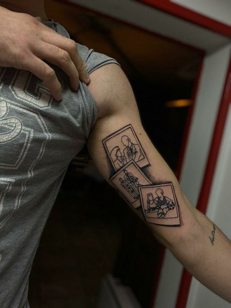 Tattoos Of Pictures, Line Photo Tattoo, Silhouette Tattoos Family, Polaroid Photo Tattoo, Poloroid Tattoo Idea, Polaroid Tattoo Design, Photo Tattoo Ideas, Line Work Back Tattoo, Family Photo Tattoo