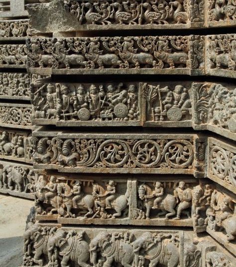 Epics, Battles, Mythological Creatures and Ancient Stories sculpted onto the exterior walls at the Hoysala Temple of Somnathpur India Illustrated, Vedic Architecture, Hoysala Temple, Hoysala Architecture, Ancient Indian Art, Indian Temple Architecture, Ancient Aztecs, India Architecture, Ancient Indian Architecture