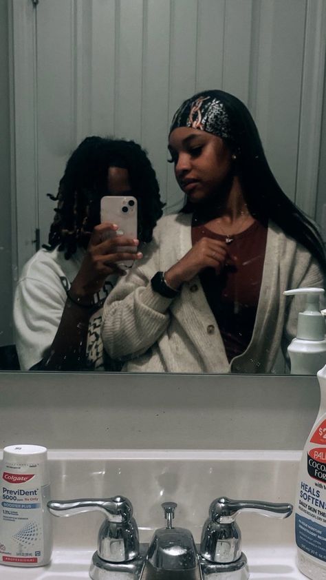 Big Engagement Rings, Couple Goals Teenagers Pictures, Me And Bae, Cute Couple Outfits, Girlfriend Goals, Couple Goals Teenagers, Black Couples Goals, Cute Relationship Photos, Cute Lazy Outfits