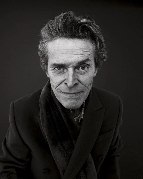 Movie Nerd, Willem Dafoe, Grad Photoshoot, Drawing Exercises, Male Figure, Black And White Portraits, Shoot Inspiration, Pose Reference Photo, Interesting Faces