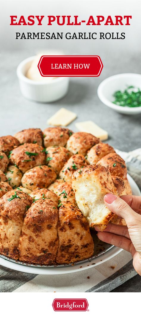 The secret to making these Easy Pull-Apart Parmesan Garlic Rolls for your holiday table? Bridgford® Frozen Parkerhouse Style Rolls Dough! These simple and convenient rolls get covered in a cheese and spice mixture to create a winning side dish recipe for any occasion this season. Featuring classic, melt-in-your-mouth flavors all your friends and family are sure to enjoy, pick up your Bridgford® Frozen Parkerhouse Style Rolls Dough from the frozen section of your grocery store! Party Snacks Ideas, Pull Apart Rolls, Frozen Rolls, Garlic Rolls, Snacks Ideas, Cooking Bread, Xmas Trees, Anais Nin, Pull Apart