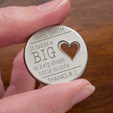 Personalized Keepsake Pocket Token - Teacher's Heart Ldr Gifts, Pinterest Valentines, Roses Valentine, Romantic Gifts For Him, Pocket Token, Unique Gifts For Dad, Heart Pocket, Ideas Hogar, My Funny Valentine