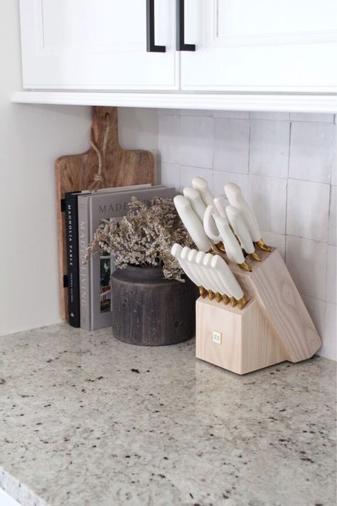 Kitchen Essentials: The Ultimate Kitchen Checklist Gold Knife Set, Counter Top Decor, Gold Knife, Kitchen Countertop Decor, Desain Pantry, Countertop Decor, Transitional Decor Kitchen, Kitchen Island Decor, Kitchen Counter Decor