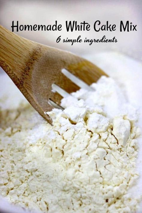 Diy White Cake, Homemade White Cake, Cake Mix Recipes Homemade, Homemade White Cakes, Homemade Cake Mixes, Restless Chipotle, Homemade Dry Mixes, Cake Liner, White Cake Recipe