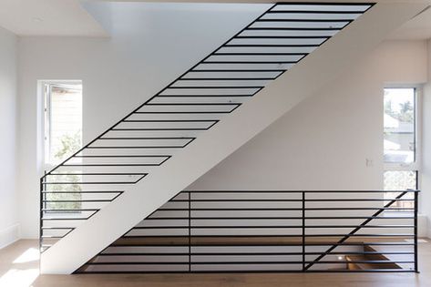 Steel Handrail Design, Staircase Panels, Wrought Iron Railing Exterior, Stair Design Architecture, Interior Stair Railing, Railing Designs, Modern Railing, Steel Balustrade, Modern Stair Railing