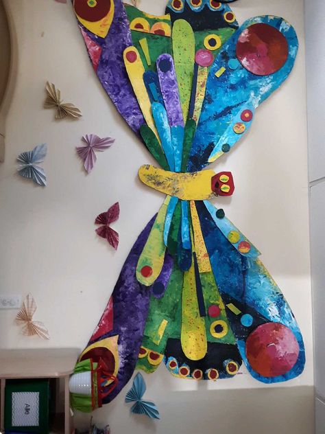 Eric Carle Bulletin Board Ideas, Caterpillar Butterfly Craft, Eric Carle Butterfly Craft, Caterpillars And Butterflies Preschool, Butterfly And Caterpillar Crafts, Caterpillar Process Art, Eric Carle Butterfly, Hungry Caterpillar Butterfly, Very Hungry Caterpillar Butterfly