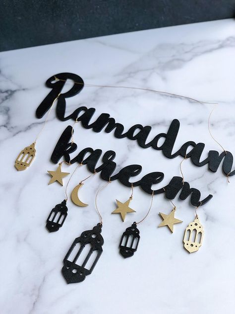 Decoraciones Ramadan, Ramadan Kareem Pictures, Iftar Party, Western Birthday Party, Ramadan Images, Ramadan Kareem Decoration, Ramadan Activities, Ramadan Crafts, Eid Decoration