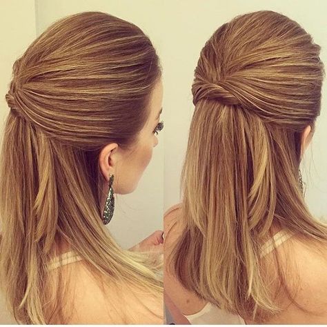 Here are some awesome half up half down hairstyles which are in trend & perfect choice for formal & casual events + wedding. A half-up half down hairstyle offers the best of Straight Wedding Hair, Mother Of The Bride Hair, Mode Turban, Wedding Hairstyles Half Up Half Down, Short Straight Hair, Short Wedding Hair, Hot Hair Styles, Penteado Cabelo Curto, Half Up Half Down Hair