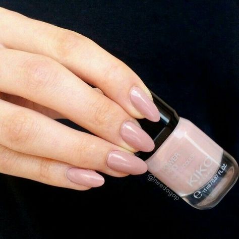 Kiko Nail Polish, Nails Colour, Kiko Cosmetics, Acrylics Nails, Beauty Hacks Nails, Manicure Ideas, Nail Jewelry, Instagram Analytics, Nail Polishes