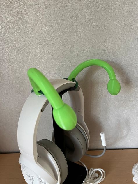 Alien Antena for Headphones / Headset for Streaming Anime Cosplay - Etsy UK Oreo Wallpaper, Streaming Anime, Dream Items, Cute Headphones, Funky Shirts, Alien Aesthetic, Headphone Accessories, Game Accessories, 12 December