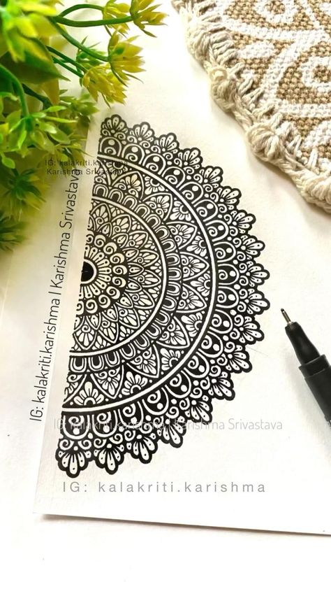 Mandala Design Mehendi, Kalakriti Karishma, Aesthetic Mandala, Simple Animals, Mandala Simple, Design Mehendi, Small Mandala, Drawing Mandala, Circle Mandala