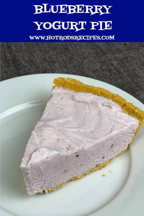 Tart Frozen Yogurt Recipe, Yogurt Pie Recipe, Whipped Cream Pie, Cool Whip Pies, Easy Frozen Yogurt, Gourmet Mac And Cheese, Frozen Yogurt Blueberries, Yogurt Pie, Whipped Yogurt