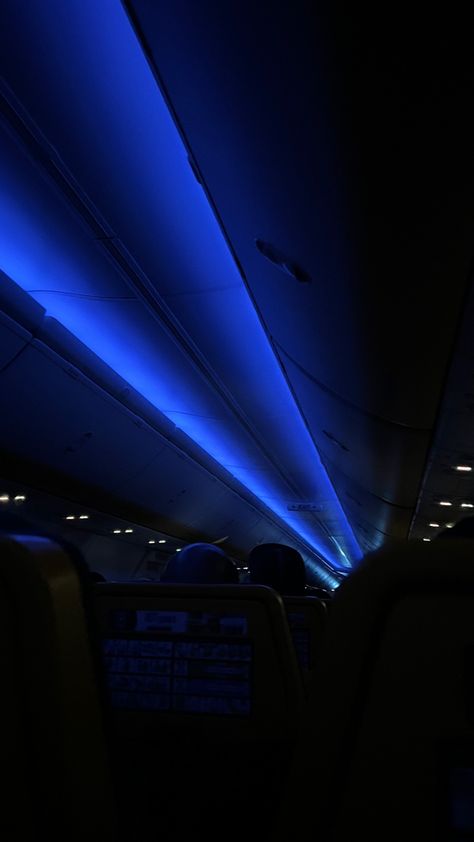 plane at night Plane At Night, Plane Wallpaper, Random Pfp, Luxury Private Jets, Private Jets, Phone Inspiration, Dark Paradise, Private Jet, Night Aesthetic