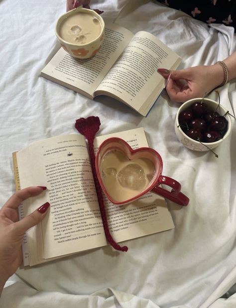 Reading Dates Aesthetic, Reading With Friends Aesthetic, Book Besties Aesthetic, Friends Reading Together Aesthetic, Reading Date Aesthetic, Reading Together Aesthetic, Book Date Aesthetic, Partner Aesthetic, Reading With Friends