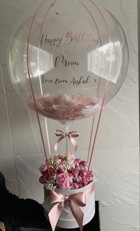 Flowers And Balloons, Clear Balloon, Balloon Bouquet Diy, Balloon Box, Flower Box Gift, Diy Balloon Decorations, Balloon Arrangements, Birthday Balloon Decorations, Balloon Gift