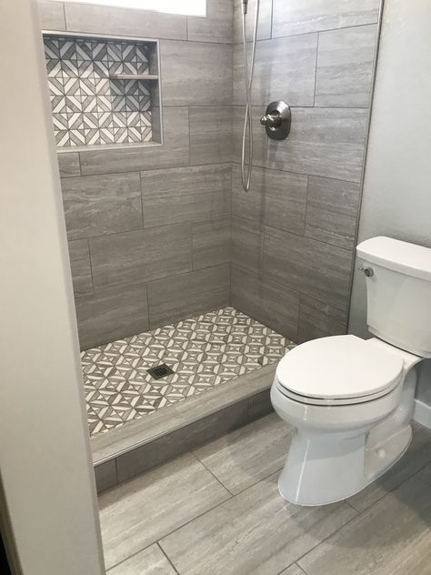 Toilet And Bathroom Design, Full Bathroom Remodel, Small Bathroom Interior, Small Bathroom Renovations, Modern Bathroom Tile, Small Bathroom Renovation, Shower Designs, Bilik Air, Washroom Design