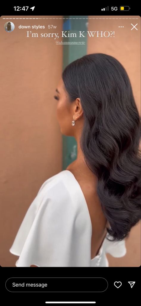 Elegant Hairstyles Brown Hair, Strapless Dress Bridal Hair, Kim Kardashian Bridal Hair, Bride Makeup For Brunettes, Chic Bridal Hair, Bridal Hair Dark Hair, Wedding Hair Dark Brown, Kim Kardashian Wedding Makeup, Strapless Gown Hairstyles