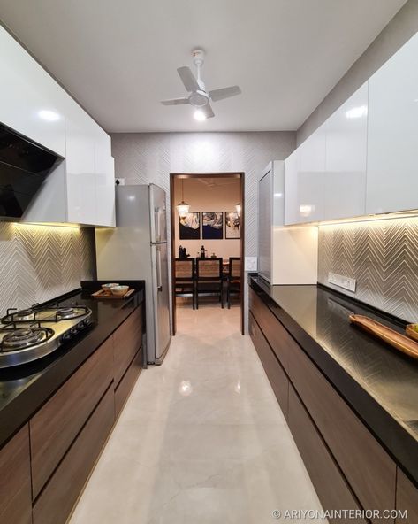 Parallel Kitchen Design, Cabinet Interior, Wallpaper Kitchen, Aesthetic Interior, Kitchen Modular, Organizer Kitchen, Modern Kitchen Cabinet Design, Modular Kitchen Design, Organization Kitchen