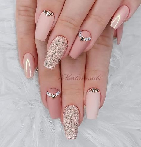 Nail Designs Pictures, Bridal Nail Art, Elegant Nail Art, Nude Nail Designs, Work Nails, Trendy Nail Design, Bridal Nails, Elegant Nails, Fancy Nails