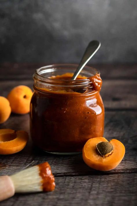 Tangy Apricot BBQ Sauce (for Grilling, Glazing & Dipping!) Apricot Bbq Sauce, Pork Ribs Grilled, Fresh Apricots, Barbecue Sauce Recipe, Bbq Sauce Ingredients, Apricot Recipes, Barbecue Sauce Recipes, Homemade Barbecue Sauce, Fried Chicken Wings