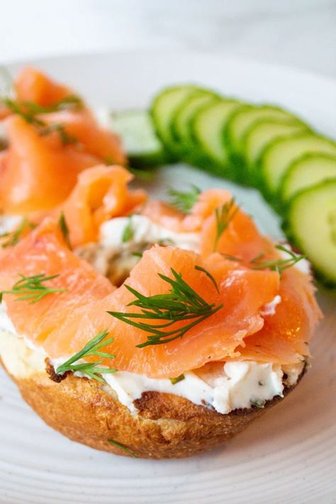 Salmon And Bagels, Lox Bagel Recipe, Cafe Meals, Smoked Salmon Bagel Recipe, Kite Hill Cream Cheese, Salmon On Bagel Cream Cheeses, Bagel With Smoked Salmon, Bagels Smoked Salmon, Smoked Salmon Croissant