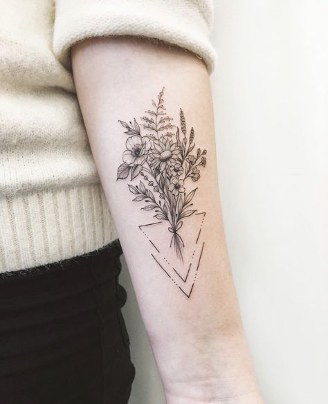 Inner Bicep Flower Tattoo, Forearm Tattoo Women Cover Up, Wildflower Tattoo Forearm, Fineline Floral Tattoo, Inner Bicep Tattoo, Inner Forearm Tattoo, Mom Tattoo Designs, Bouquet Tattoo, Wildflower Tattoo