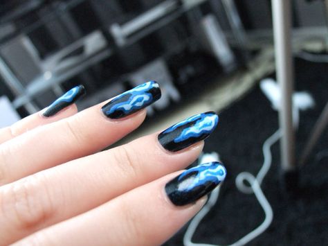 Blue Exorcist nails, Rins blue flames! Exorcist Nails, Haikyuu Nails, Anime Nail Art, Anime Nail, Blue Exorcist Anime, Exorcist Anime, Panty And Stocking, Nails Inspired, Anime Nails