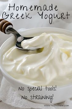 Tasty Oven, Yogurt Making, Homemade Yogurt Recipes, Cheese Recipes Homemade, Cheese Making Recipes, Yoghurt Recipe, Make Greek Yogurt, Homemade Greek Yogurt, Making Yogurt