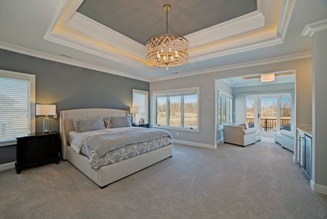 Huge Bedroom Luxury, Small Bedroom Furniture Ideas, Dream Bedroom Luxury, Tray Ceilings, Mansion Bedroom, Bedroom Furniture Ideas, Huge Bedrooms, Small Bedroom Furniture, Big Bedrooms