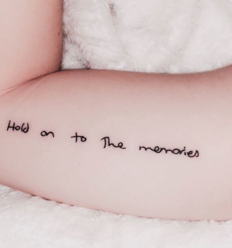 Taylor Swift “Hold On To The Memories” tattoo Dear Tattoos, Memories Tattoo, Hold On To The Memories, Taylor Tattoo, Swift Tattoo, Unique Tattoos Black Women, Taylor Necklace, Taylor Pics, Taylor Swift Tattoo