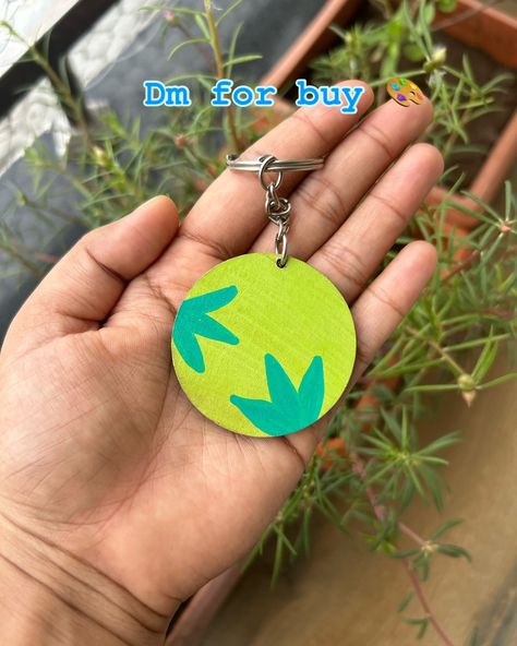 Hand painted keychains💚💚💚 DM to order yours!! Follow @chitrakala_by_dd for more updates 🥰🥰 #dmforbuy #paintedkeychain #artgallery #artist #art #instagram #insta #viralvideos #viralreels #trending #artwork #acrylic #acrylicpainting #instadaily #instalike #instamood Trending Artwork, Artwork Acrylic, Art Instagram, Artist Art, Keychains, Acrylic Painting, Art Gallery, Hand Painted, Quick Saves