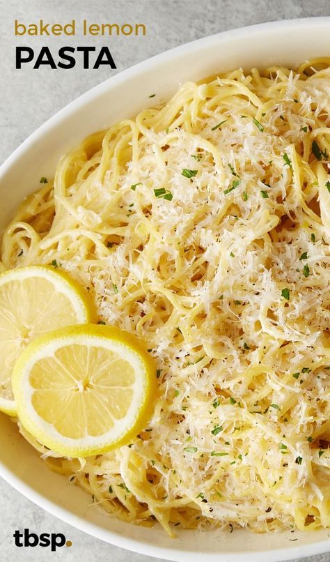 Baked Lemon Pasta, Lemon Pasta Bake, Light Dinner Ideas, Light Dinners, Meatless Dinners, Garlic Spaghetti, Resep Pasta, Light Pasta, Fitness Recipes