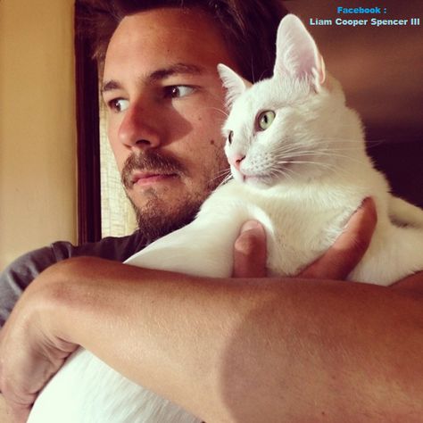 Scott Clifton Scott Clifton, Celebrities With Cats, Celeb Crush, Celebrities, Animals