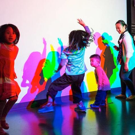 Visitors interact with the Colored Shadows exhibit. Interactive Art Installation, Colored Shadow, Museum Of Science, Interactive Exhibition, Chaos Magic, Interactive Walls, Interactive Installation, Video Art, Interactive Art