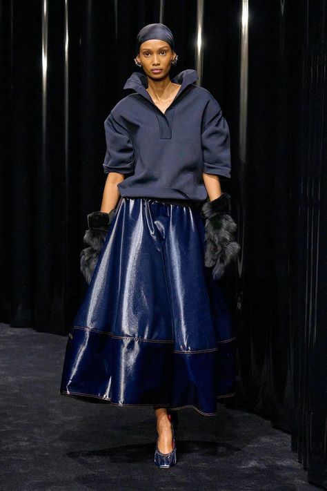 Ferrari Fall 2024 Ready-to-Wear Fashion Show | Vogue Vogue Fashion Trends, Fw 2024, Light And Darkness, Winter Fashion Outfits Casual, Skirt Trends, Monochrome Fashion, Image Archive, Fabulous Fall, Fall Winter 2024