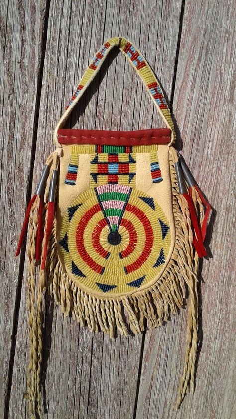 My replica Cheyenne style pouch Cheyenne Beadwork, Southwest Quilts, Indian Beadwork, Beaded Pouch, Plains Indians, Beadwork Designs, Native Beadwork, Medicine Bag, Native American Beadwork