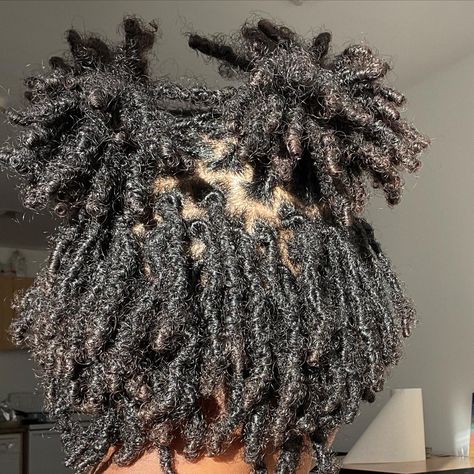 short locs style Short Fluffy Locs, Short Dreads Hairstyles, Locs Short, Short Locs Women, Short 4c Locs, Styles For Short Locs, Really Short Locs, Short Locs, Dreads Short Hair