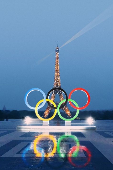 Paul Rousteau, Go Usa, 2024 Olympics, Phone Humor, Olympic Torch, Paris Summer, French Elegance, Good Morning Wishes Quotes, Olympic Athletes