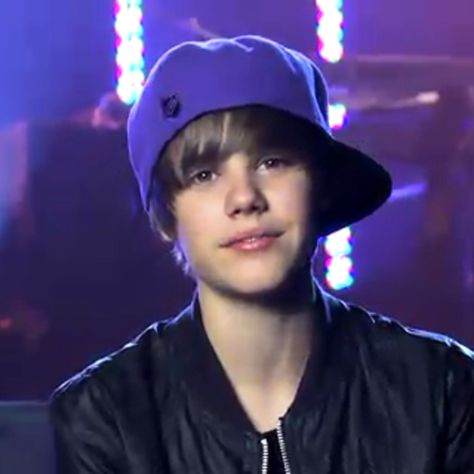 16 year old Justin Bieber Justin Bieber Old Pics, Justin Beiber Old Pic, Old Justin Bieber, Rare Justin Bieber Photos, Justin Beiber Old Pic Funny, Justin Bieber 16, Justin Bieber Teenage Pics, Justin Bieber Icons 2010, Sketching Reference