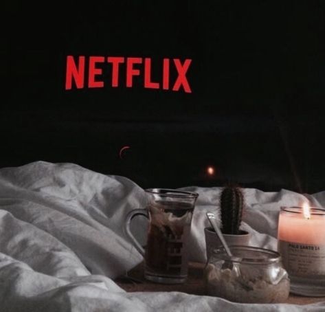 10 Chick Flicks From The 90's & 2000's That We Still Love - Society19 Off Sick, Netflix Time, At Home Date, Sick Day, Addicted Series, Dark Comedy, New Netflix, Good Student, Sweet Romance