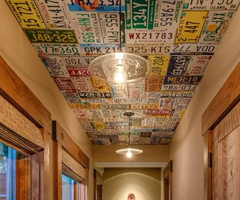 Use license plates as accessories - or even a ceiling cover. License Plate Crafts, License Plate Art, Basement Ceiling, Casa Vintage, Man Cave Garage, Plate Art, Design Industrial, Cool Ideas, The Ceiling