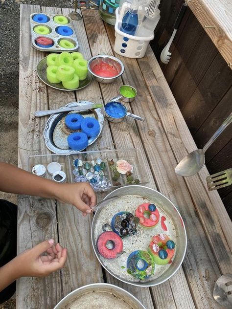 Mud Kitchen Play | 🍩 donut shoppe is open  | Facebook Mud Kitchen Activities, Outdoor Eyfs, Montessori Outdoor, Donut Games, Mud Kitchen For Kids, Mud Kitchens, Outdoor Play Spaces, Preschool Planning, Messy Kitchen